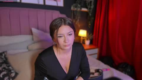 Snapshot of cleeo_brown chatting on September 27, 2:11 pm Cleo online show from September 27, 2:11 pm