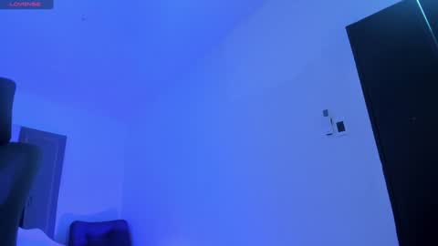 Snapshot of cleeoadams_ chatting on February 3, 4:25 am Cleo Adams online show from February 3, 4:25 am