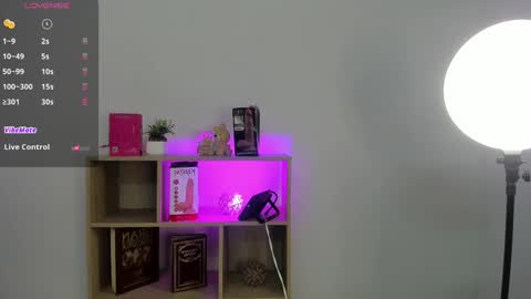 Snapshot of cleeoadams_ chatting on September 18, 4:25 am Cleo Adams online show from September 18, 4:25 am