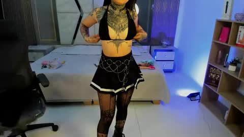 Snapshot of cleeoadams_ chatting on October 10, 4:22 am Cleo Adams online show from October 10, 4:22 am