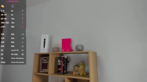 Snapshot of cleeoadams_ chatting on October 21, 4:24 am Cleo Adams online show from October 21, 4:24 am