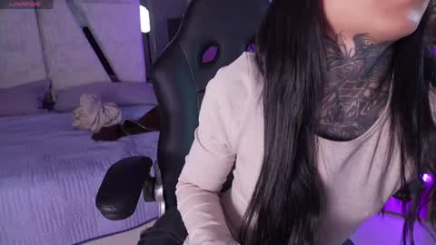 Cleo Adams online show from April 12, 5:12 am