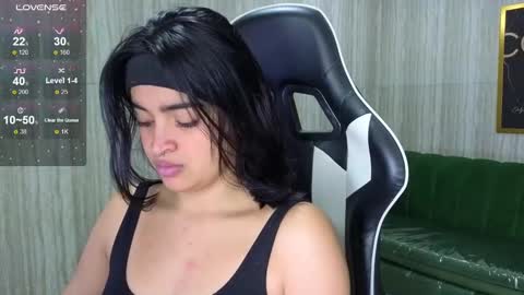 Snapshot of clementine_t chatting on October 16, 12:39 pm Clementine online show from October 16, 12:39 pm