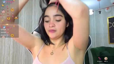 Snapshot of clementine_t chatting on October 24, 3:52 pm Clementine online show from October 24, 3:52 pm