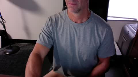 Snapshot of clemike69 chatting on September 23, 3:59 pm clemike69 online show from September 23, 3:59 pm