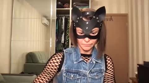 cleo_catra online show from September 24, 4:43 pm