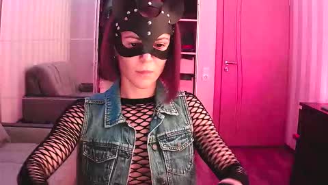cleo_catra online show from October 16, 7:26 pm