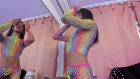 Snapshot of cleo_escobar chatting on May 1, 1:37 pm Cleo online show from May 1, 1:37 pm