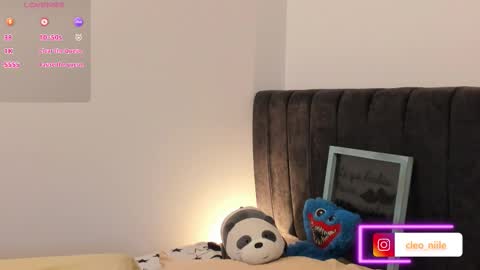 Snapshot of cleo_nilee chatting on February 15, 5:15 am cleo online show from February 15, 5:15 am