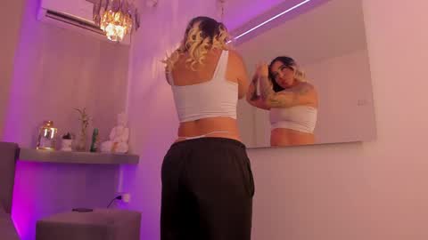 . Cleo Jhonson . online show from April 22, 5:10 am