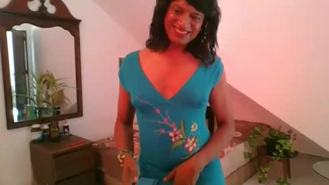 Snapshot of cleopatra71 chatting on May 27, 3:14 am Cleopatra online show from May 27, 3:14 am