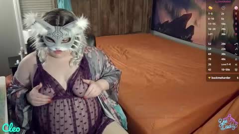 Cleo the Desert Kitten online show from January 6, 1:42 am