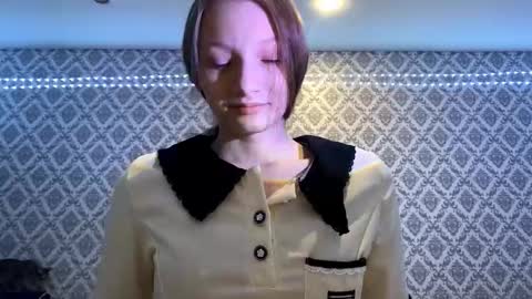 Cleo online show from December 14, 6:12 pm