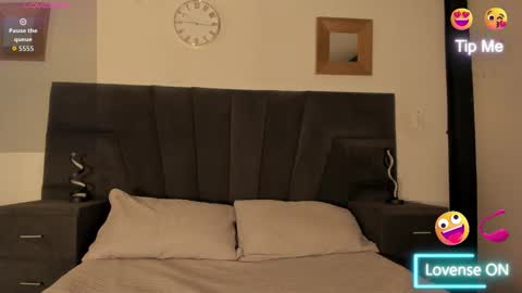 cleowhite_ online show from September 10, 5:18 am