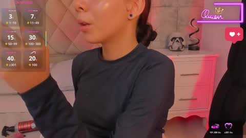 cleowhite_ online show from March 3, 11:54 pm