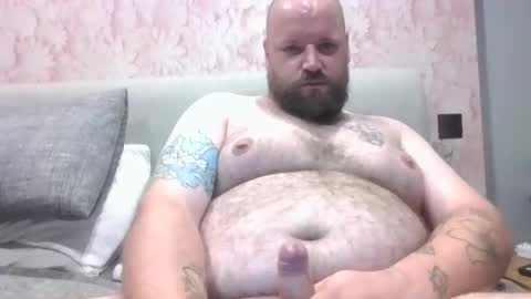 Snapshot of cliffo006 chatting on October 9, 3:21 pm TruckerUK online show from October 9, 3:21 pm