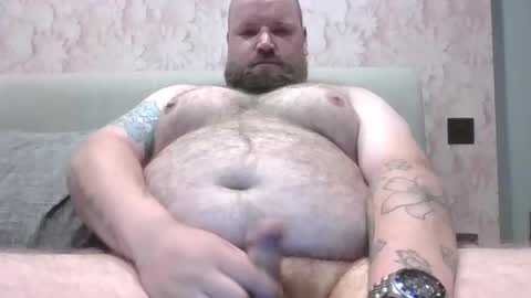 Snapshot of cliffo006 chatting on April 8, 3:12 pm TruckerUK online show from April 8, 3:12 pm