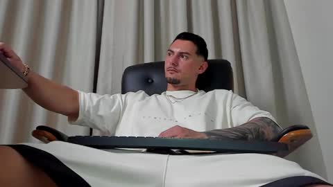 ClintMasterss online show from June 10, 9:08 am