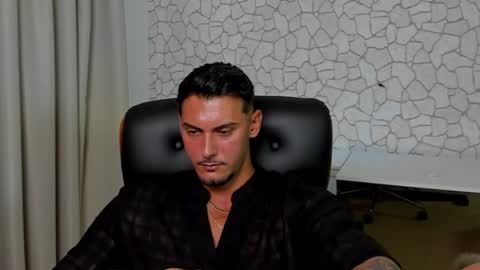 Snapshot of clintmasterss chatting on July 31, 8:03 am ClintMasterss online show from July 31, 8:03 am