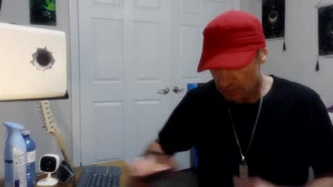 Snapshot of clintwood12 chatting on July 20, 7:16 pm chad online show from July 20, 7:16 pm