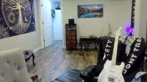Snapshot of clintwood12 chatting on July 31, 2:22 am chad online show from July 31, 2:22 am