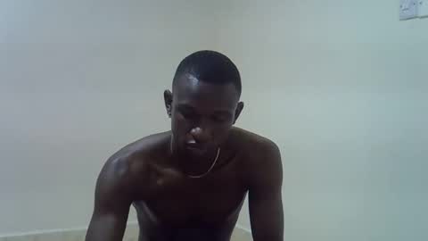 clive_damian online show from April 20, 3:59 pm