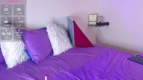 Snapshot of cloe_bridge chatting on October 26, 3:01 am Cloe Bridgee online show from October 26, 3:01 am