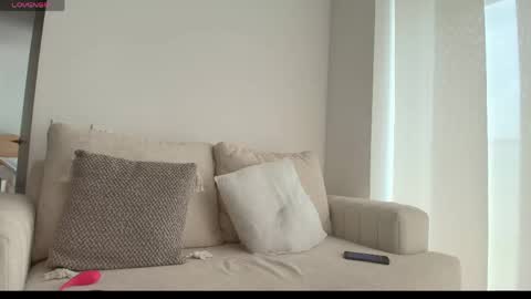 Snapshot of cloe_eevans chatting on May 28, 2:47 pm Cloe online show from May 28, 2:47 pm