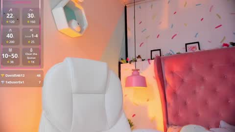 Snapshot of cloe_martinez_ chatting on December 7, 2:53 am Cloe online show from December 7, 2:53 am