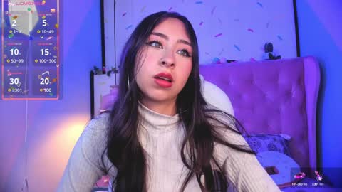 Snapshot of cloe_martinez_ chatting on December 19, 10:00 pm Cloe online show from December 19, 10:00 pm