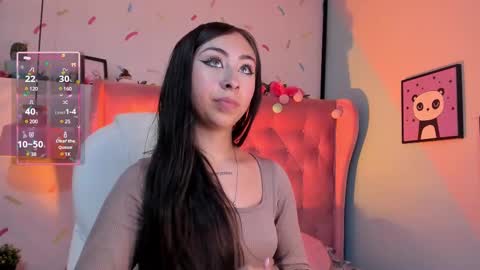 Snapshot of cloe_martinez_ chatting on February 9, 5:11 pm Cloe online show from February 9, 5:11 pm