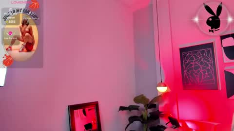 Snapshot of cloe_martinez_ chatting on September 27, 10:04 pm Cloe online show from September 27, 10:04 pm