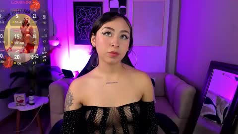 Snapshot of cloe_martinez_ chatting on October 13, 2:00 am Cloe online show from October 13, 2:00 am
