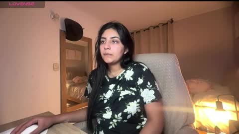 cloe small online show from September 10, 7:41 am