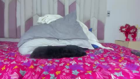 Snapshot of cloe_stanfort chatting on March 8, 10:24 pm Cloe Stanfort online show from March 8, 10:24 pm