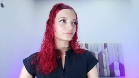 Snapshot of cloe_stanfort chatting on September 15, 7:14 pm Cloe Stanfort online show from September 15, 7:14 pm