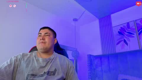 Cloe x Billy online show from April 8, 1:00 pm