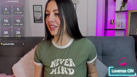 cloee_dss online show from December 17, 8:59 pm