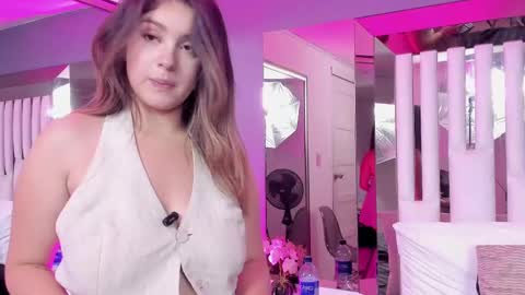 Snapshot of cloeecoopererer chatting on March 12, 11:53 am cloeecoopererer online show from March 12, 11:53 am