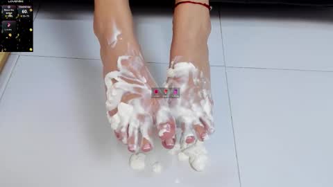 lady cloe person online show from February 19, 3:52 pm