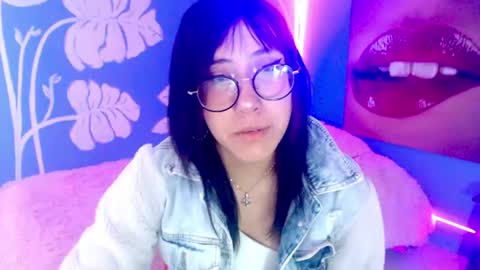 Snapshot of cloud_eli chatting on June 18, 11:14 am Elizabeth online show from June 18, 11:14 am