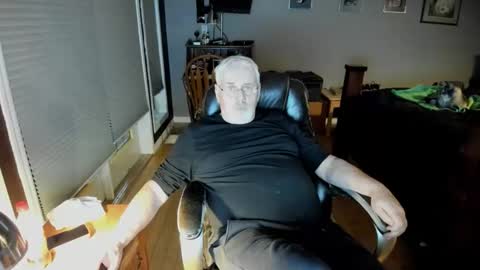 Snapshot of cloudalert62 chatting on February 1, 5:06 am cloudalert62 online show from February 1, 5:06 am