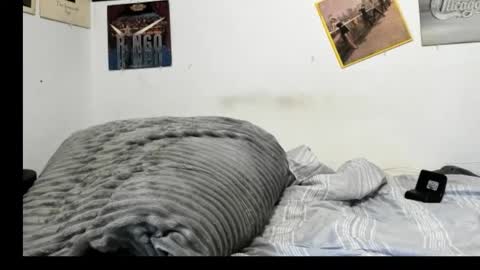 cloudyystarr666 online show from October 9, 6:50 pm