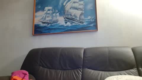 clouplefun online show from February 18, 7:04 am