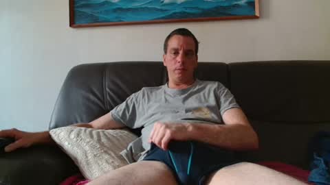 Snapshot of clouplefun chatting on June 15, 5:53 am clouplefun online show from June 15, 5:53 am