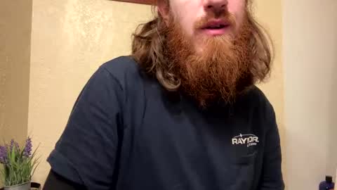 Snapshot of cloverboy1988 chatting on January 3, 12:52 pm cloverboy1988 online show from January 3, 12:52 pm