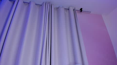 Eilyn online show from February 7, 5:51 pm