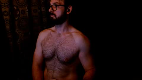 Snapshot of clrkcartwright chatting on January 6, 7:17 pm Clark online show from January 6, 7:17 pm