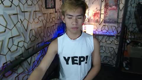 clyde_twinkx online show from October 30, 1:51 am