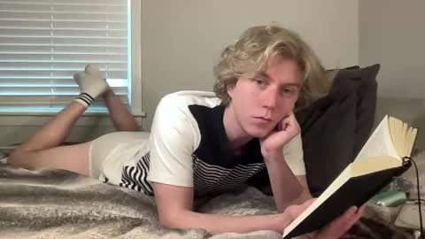 Clyde Austin online show from November 19, 10:10 pm